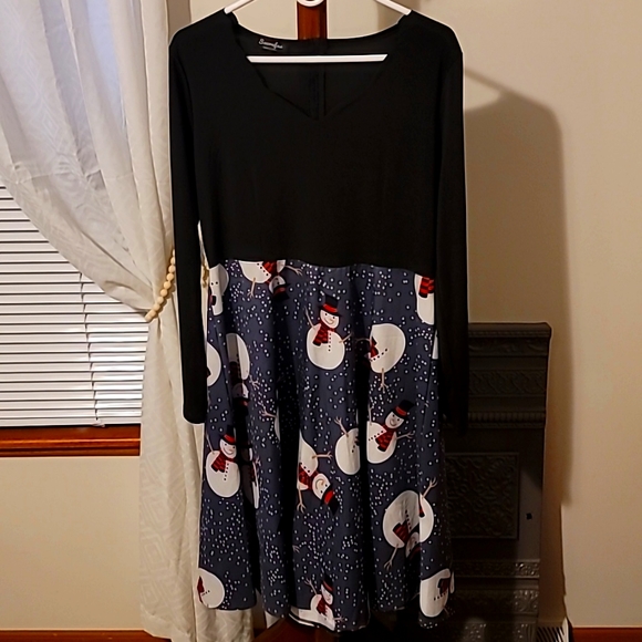 Sucrefas Dresses & Skirts - XL Super Cute Snowman Dress